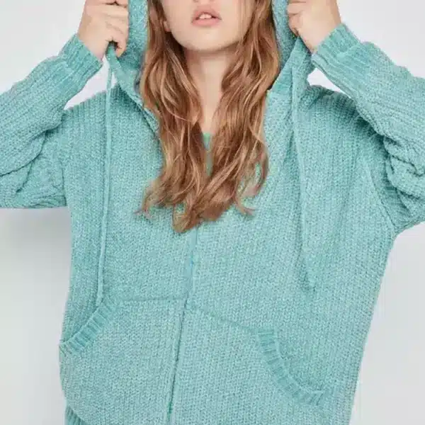 Casaco de Malha com Capuz